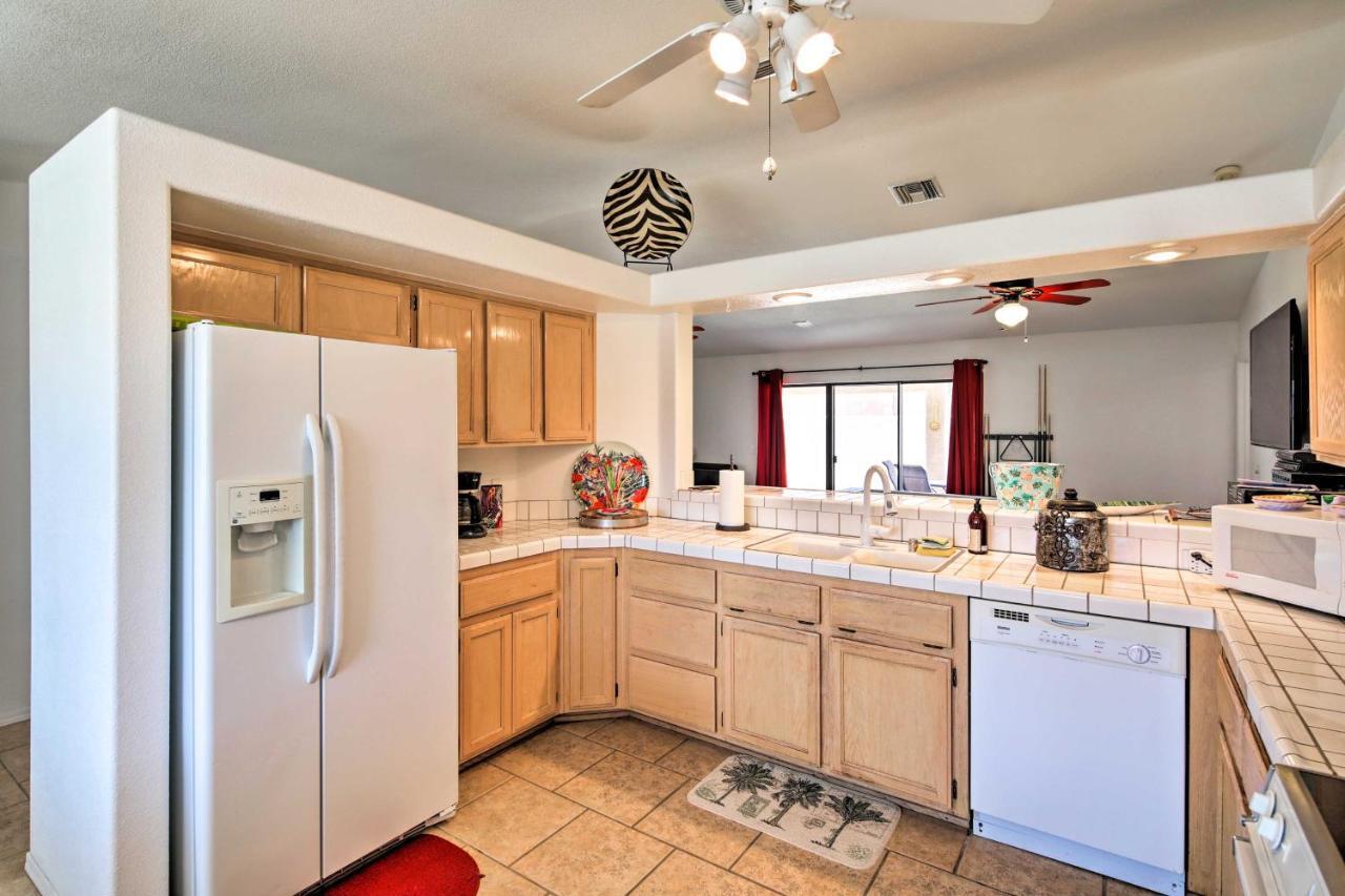 Lake Havasu Home With Rooftop Deck And Mountain Views! مدينة ليك هافاسو المظهر الخارجي الصورة
