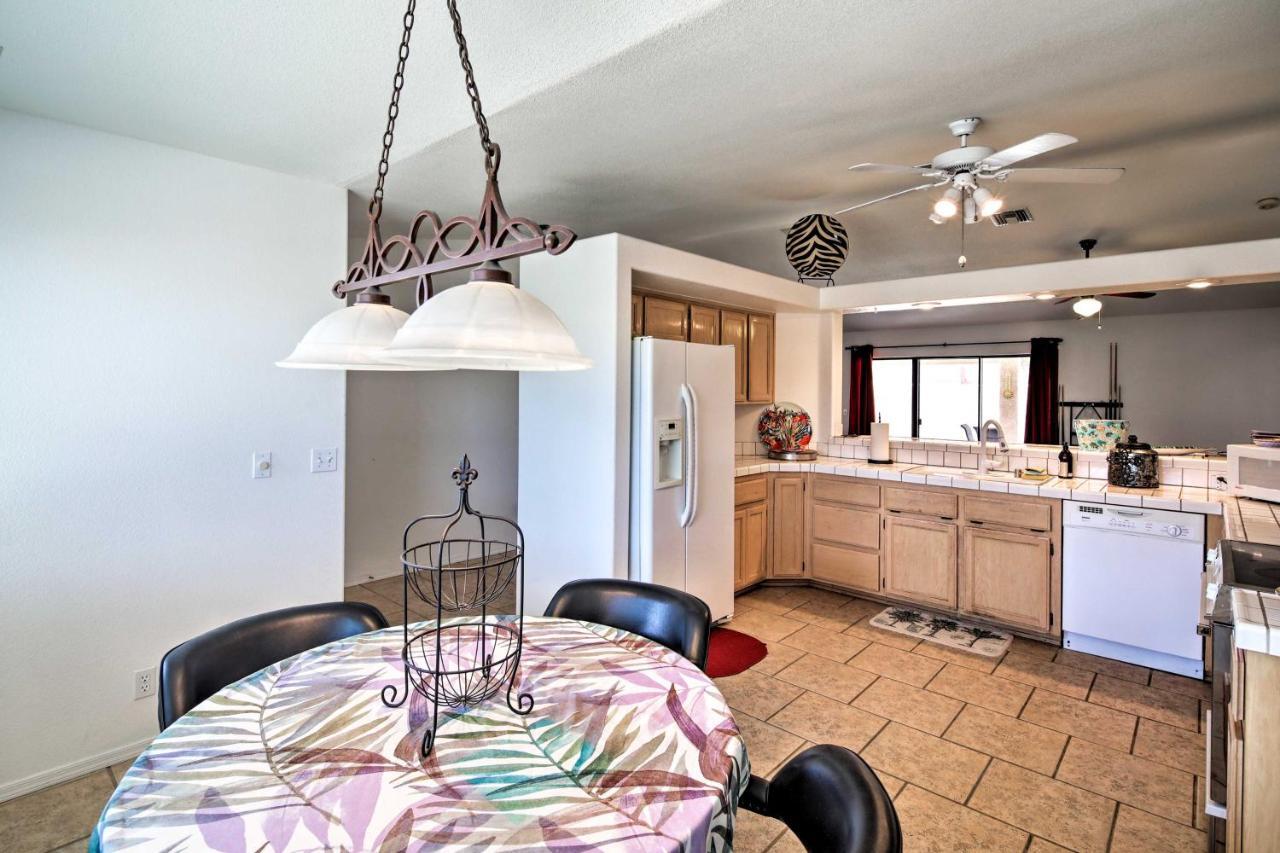 Lake Havasu Home With Rooftop Deck And Mountain Views! مدينة ليك هافاسو المظهر الخارجي الصورة